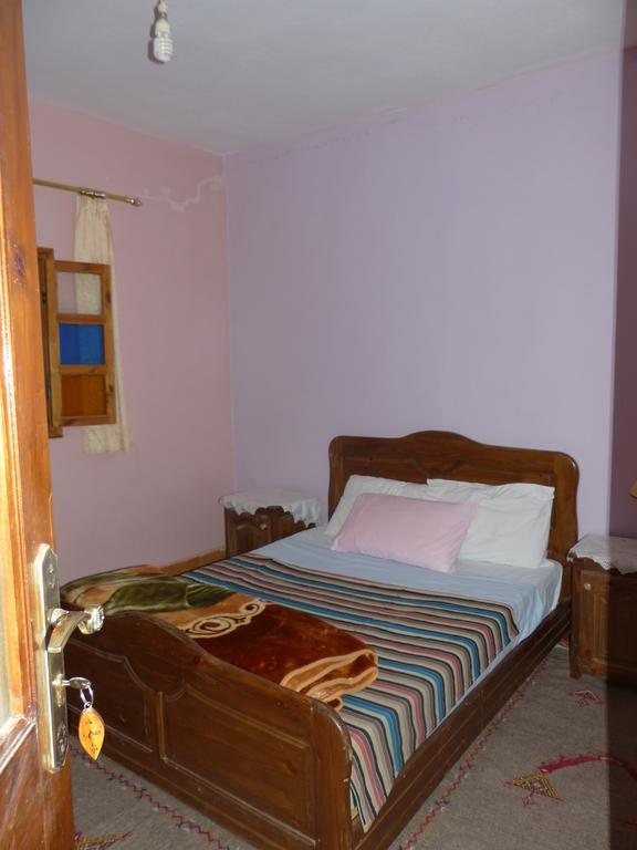 Maison D'Hotes Chez Souad 塔利温 客房 照片